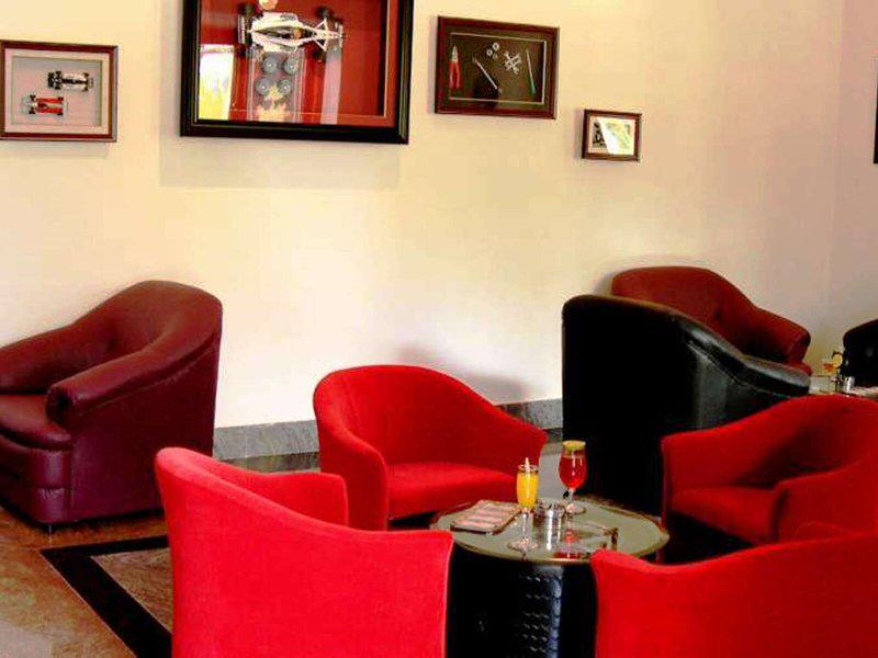 EBC2098235595878FC5BEE7F47965C1E