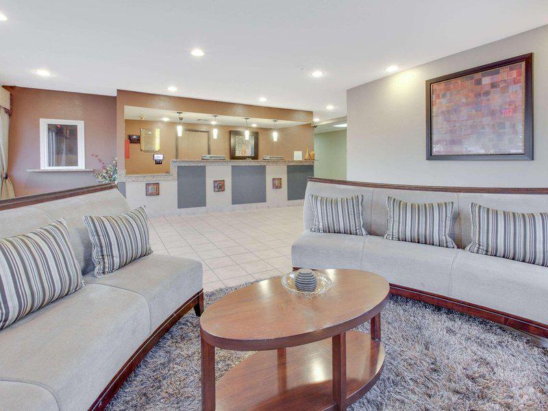 7EFA8750B9B7CE7C1DF4383936F0C98E