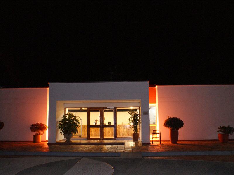 C10D18B587BACC3AD12EA5DC8F004629