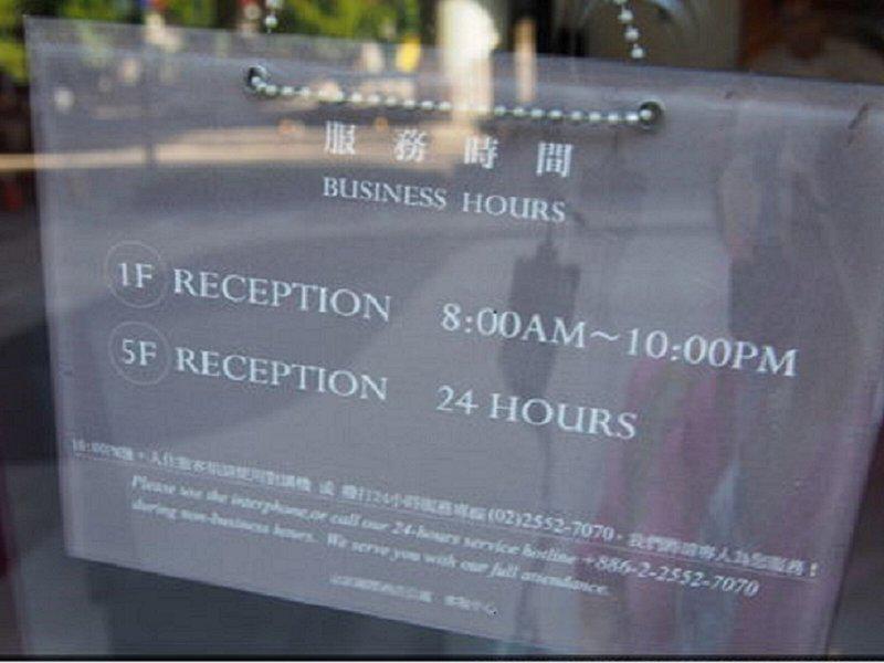 C9ECA735F55A5ED8BDE8A2C3A36CC617