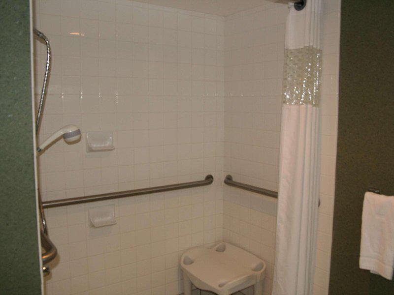 F0AC3126930A099460F26C2B3B772219