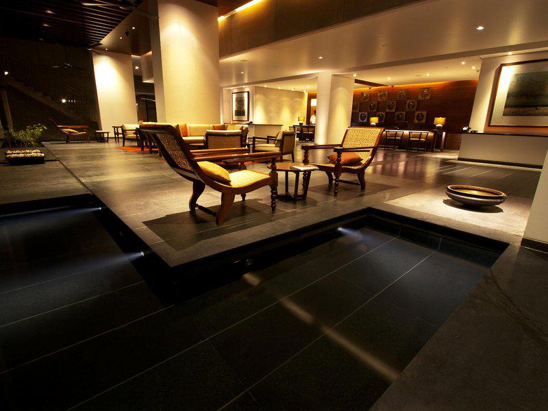 52EAEF96DD540AD1F6049F86AC95FF56