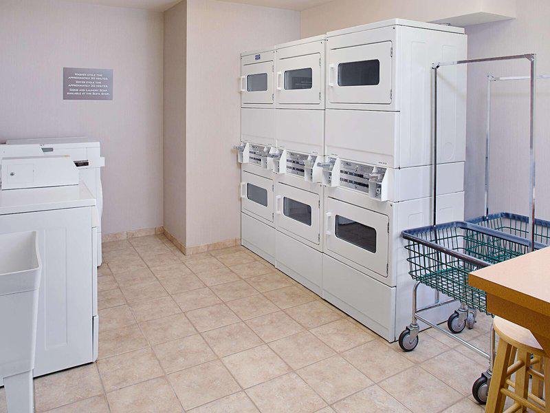 A9A5FD14624E37B16229C664AA8844DC