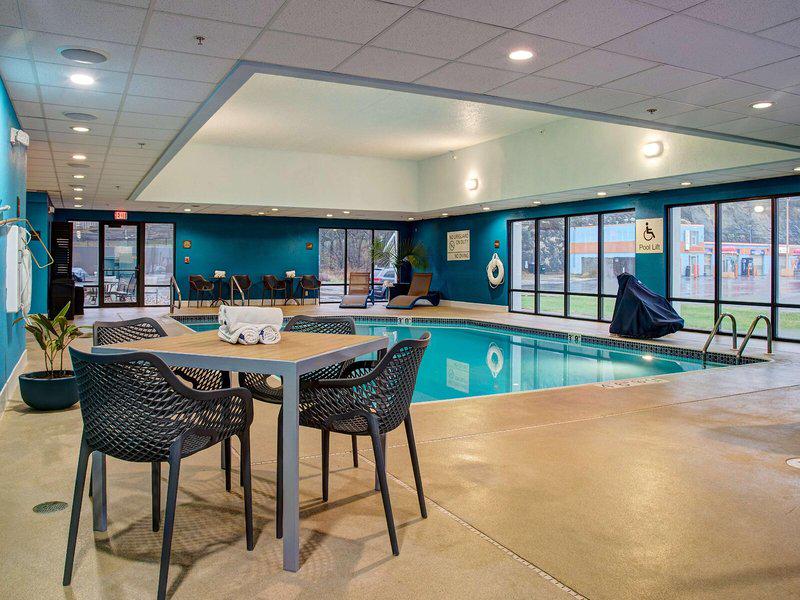 CDA0A2FBBF3B708C4A6D1B08AA0BA9B8