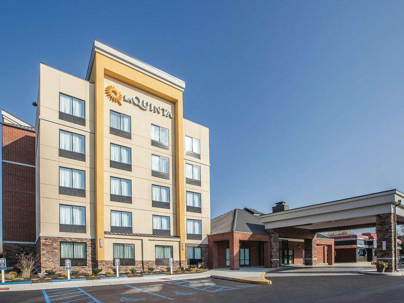 675465C4489D7A881C4D270E0CC6E8CB