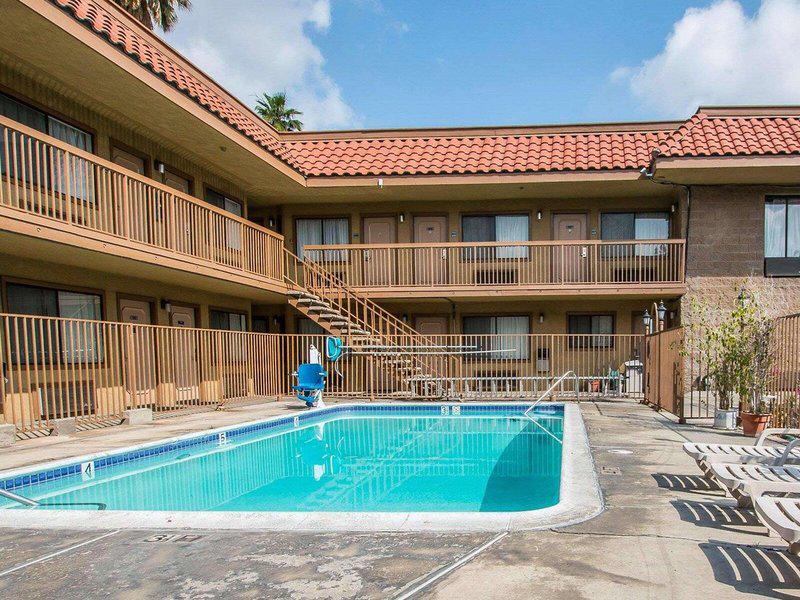 BF2FD5A0E4F7199533503BD06A8641FE