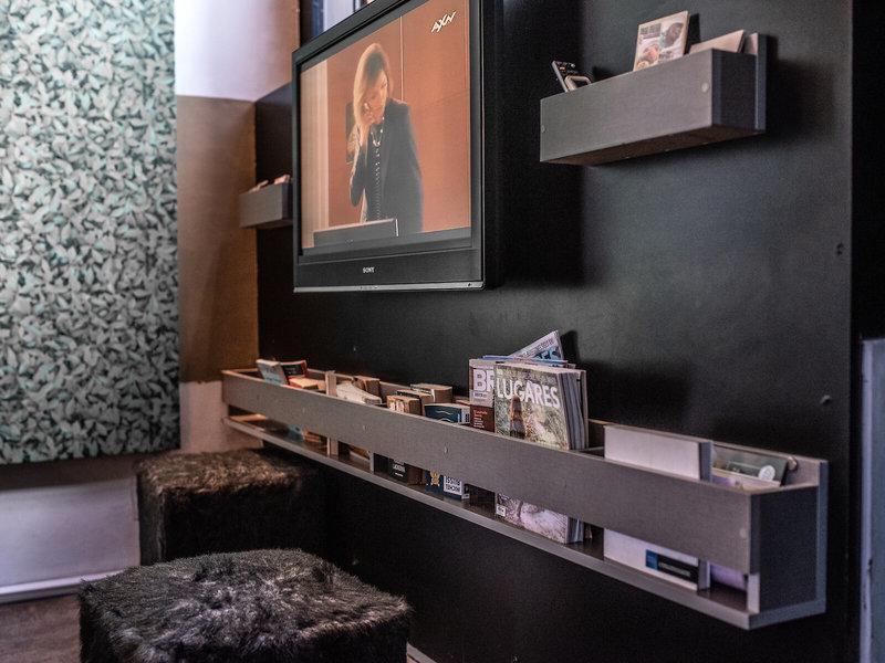 91FCA2536478B257BB8C44AA77222804