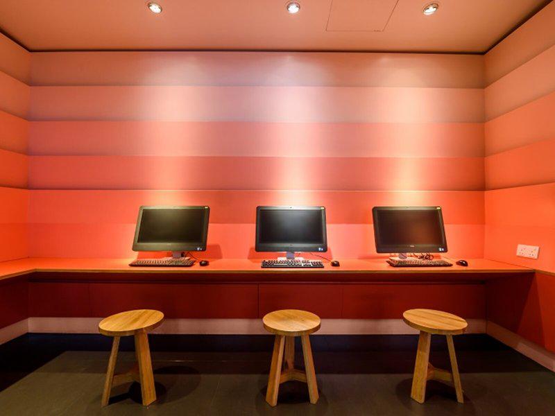 73614EC493578E4C0FCA3B0E56A1ADE4