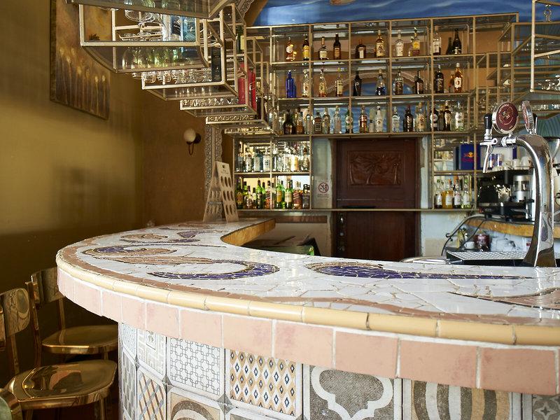 5E5E64EE4F626C83D590E1C8FBB5306B