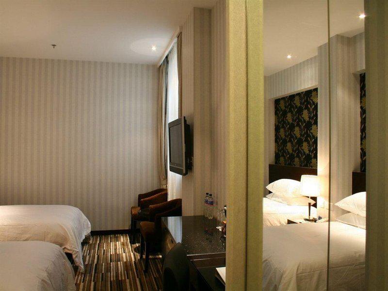 6D2A481A4734B9DD2B835076BEDBF51E