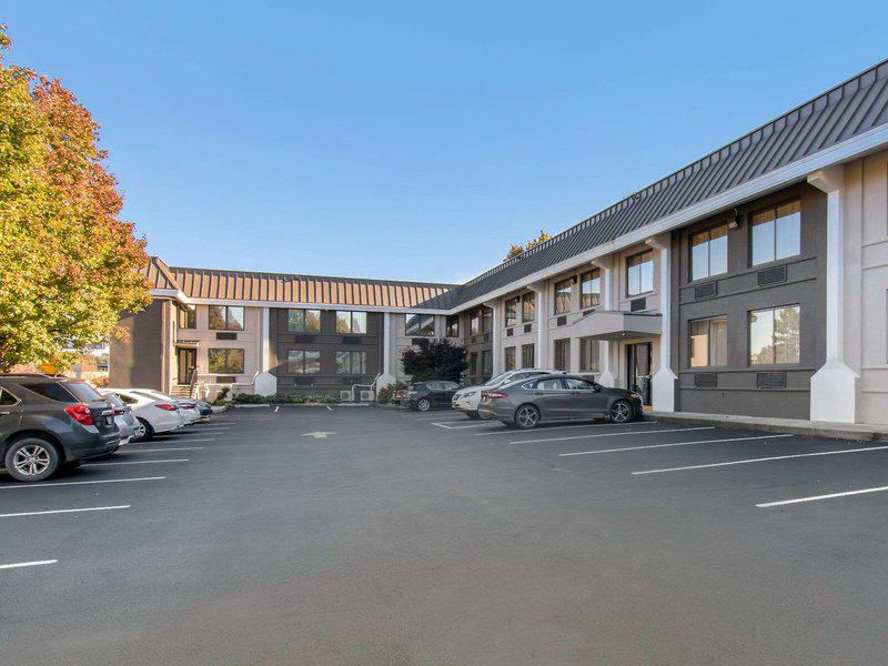 B8CD114EAF4AF0FBC3455ACF644D33E6