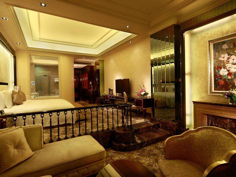 5B78A4BB46127820FF80C5AC47D0420B