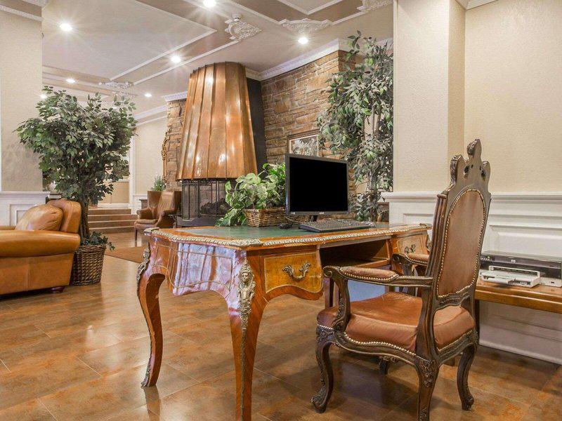 A635600719E4CDC69BAB795234763D80