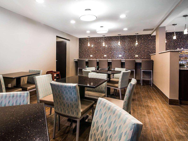 937E226A3E0A1AEFD4824BDBD45EB47C