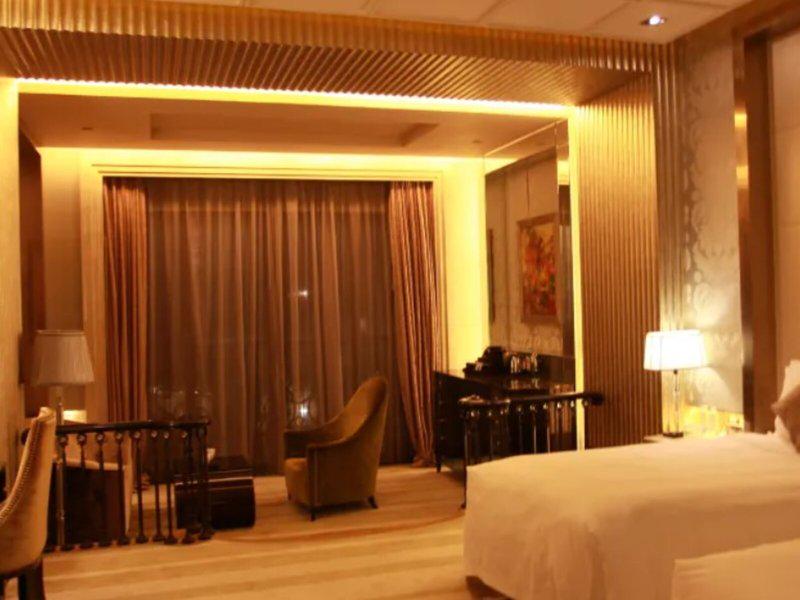 C52446A3DE9AC9E6754D010AD485E645