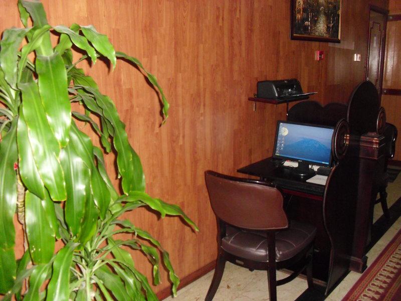 BADB45956CE3F9BEBA79AB394AE0767A