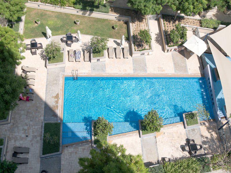 891A8184DEDB32BC4745DA2392B9E873