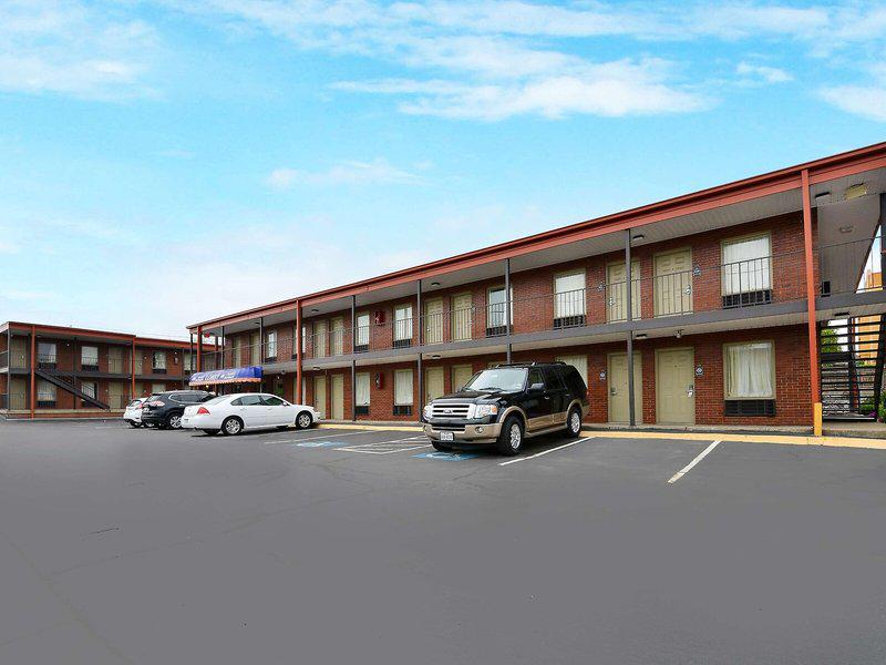 5F33C6F827196F76FAC7850686A07A1F