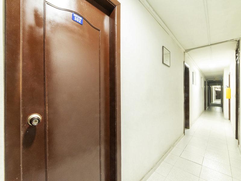 E70A3075EB55DC3D5F822D90025221D9