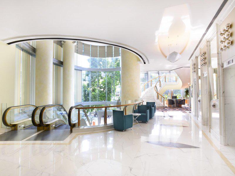 EAF7794A86233D6185F30BAAE24F883E