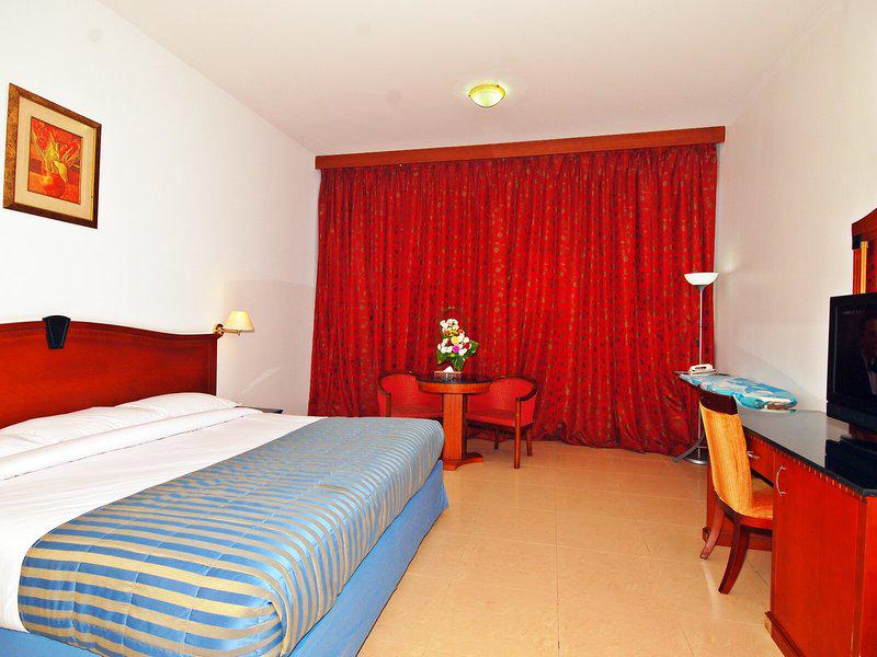 F43500CC3ECBD7FDE8AF0CA3E7F7C28F