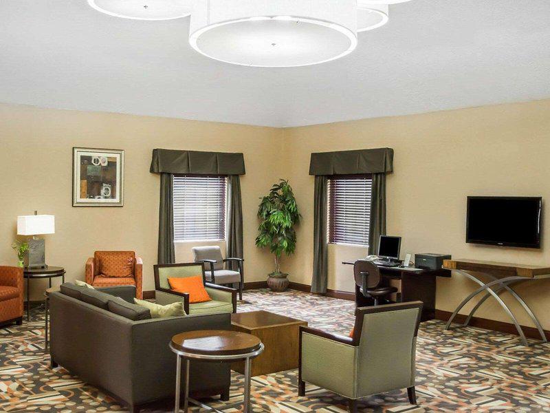 8E35BD68FEBCE55C03A34CD91B96871E