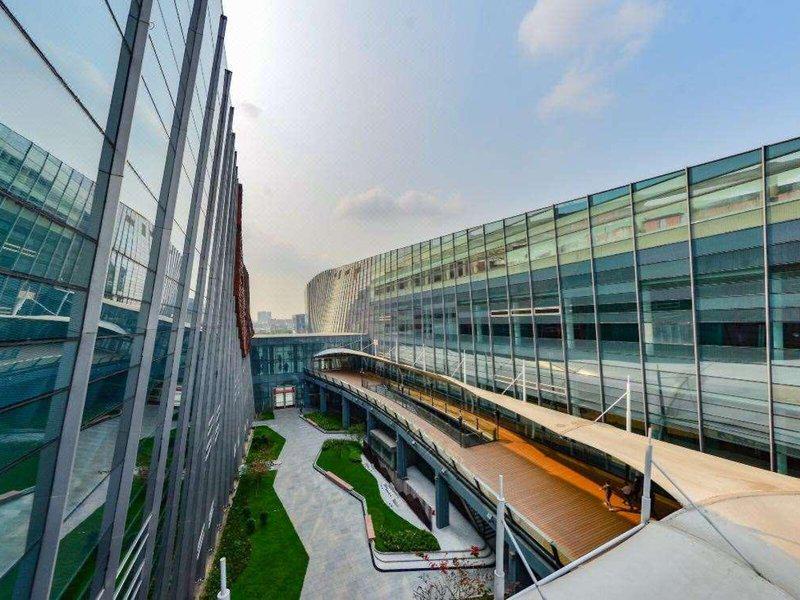 CD4C286BE3252D7E9556CB36AC7E62DE