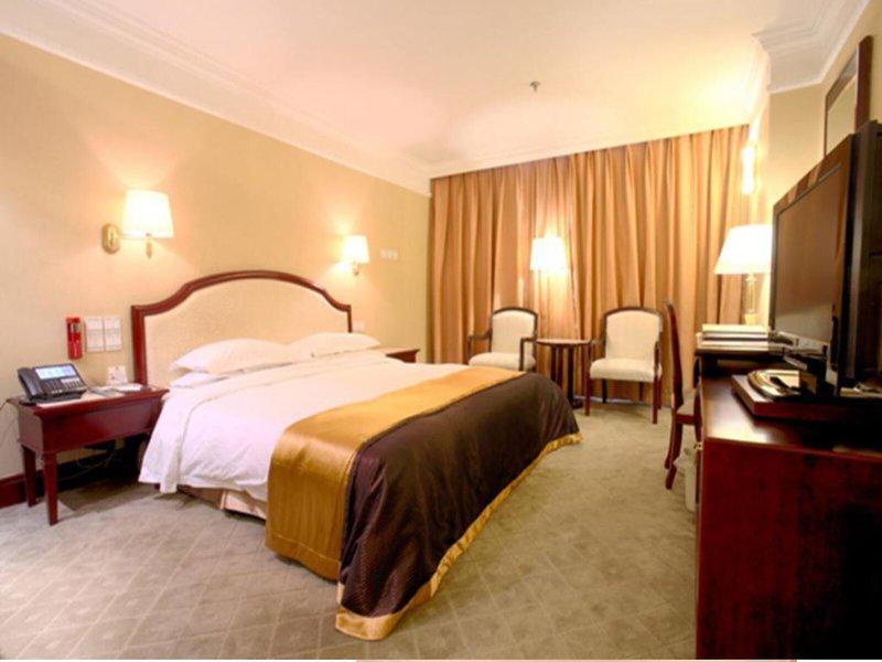 EAD101955CF0024C843ACDF17C3904DF