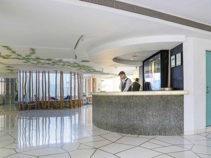 32A6971B9E33AA5A3CEDE6A2F1C71965