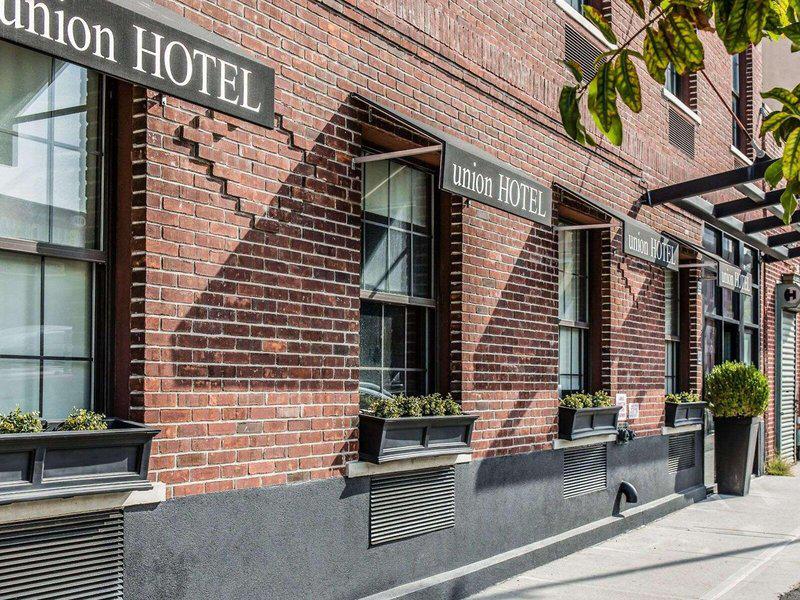 56F03187D2A79051C521A85C68FCCAFE