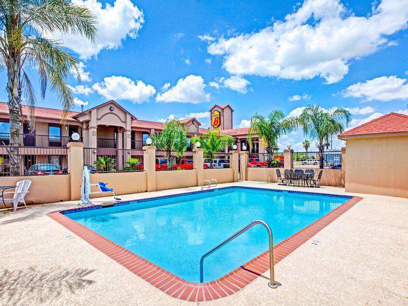 CA1E2C99A87164EF039A5D67D7F3C639