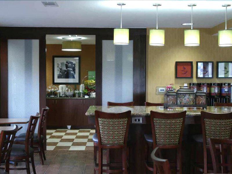 3FE50B95D07081B51FE96D1D6667C6A3