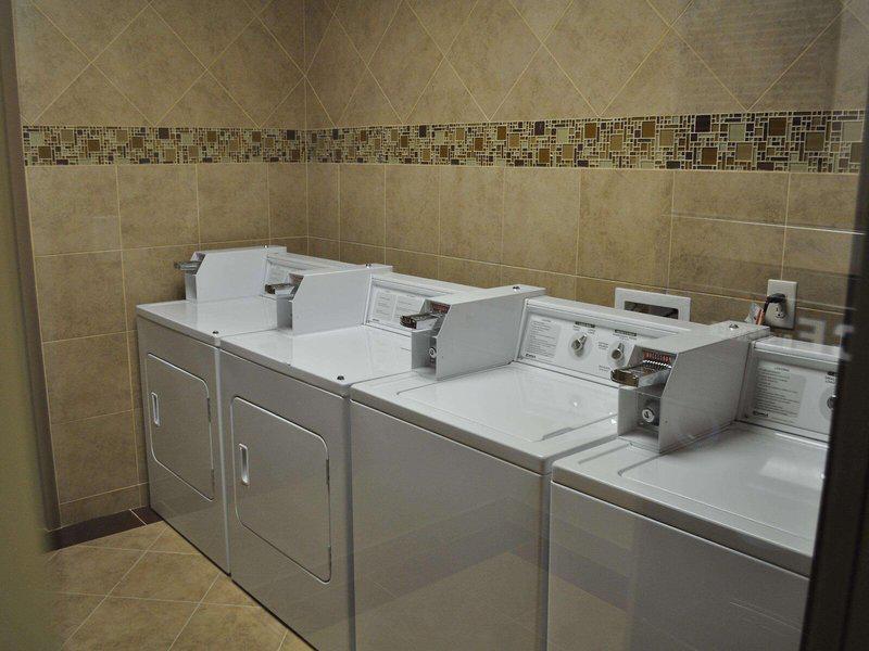 F47AA6650158495D8F447B93343C0C9A