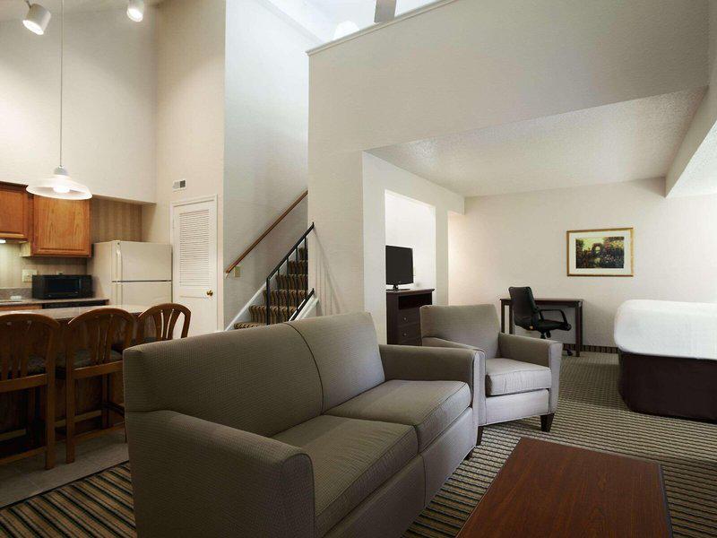 F1C0B985AC5C0B2CC2E621B4D67EAE6B