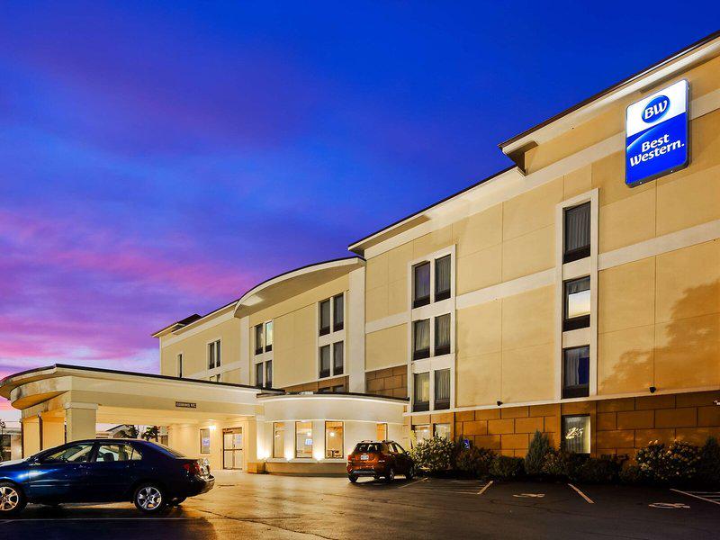 D9DC25CC883616F123F9851FD9F1B706