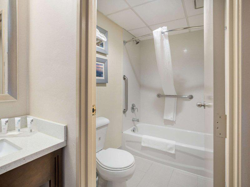 8826AB99FBCD54705652D74B84CF98C4