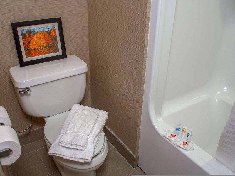 F24C3BA8958B99847672761549AE13D2