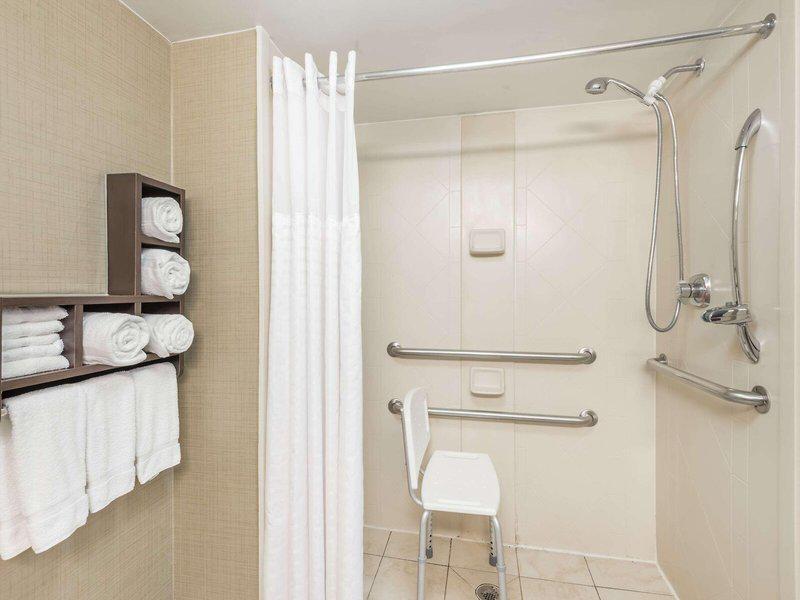 F8309BB86EF33133CDCB2B8E73E5D5F4