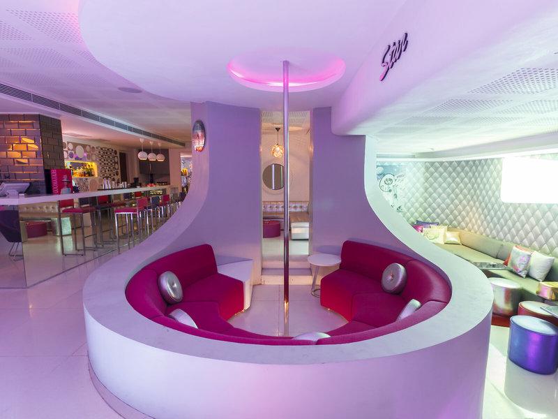 AB01673379FC9C9B68BC1CC04B31DF48