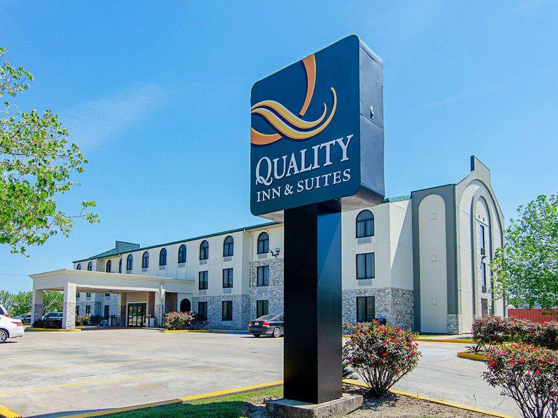 46B638CEB41FA1E7AB1ABB072346C124