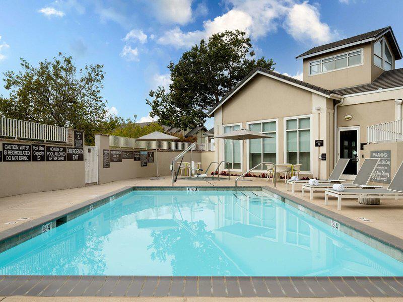 6C5F9C31390D73047D191F664FE78D33