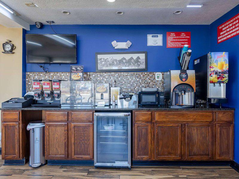 908D05B71DBE177E7D627AE9767B706B