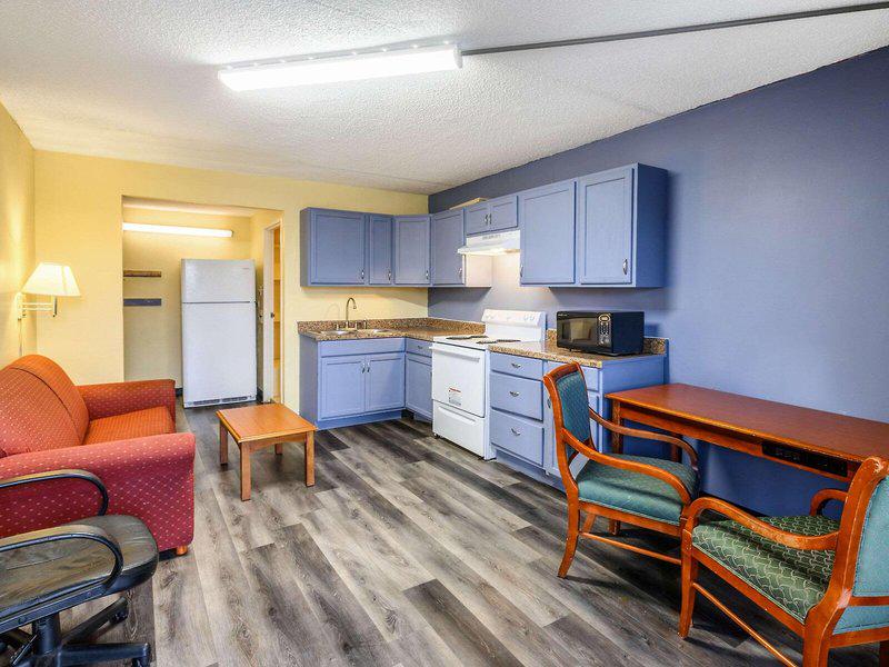 F1B310BBC35A859A343EF8DD68CDAD24