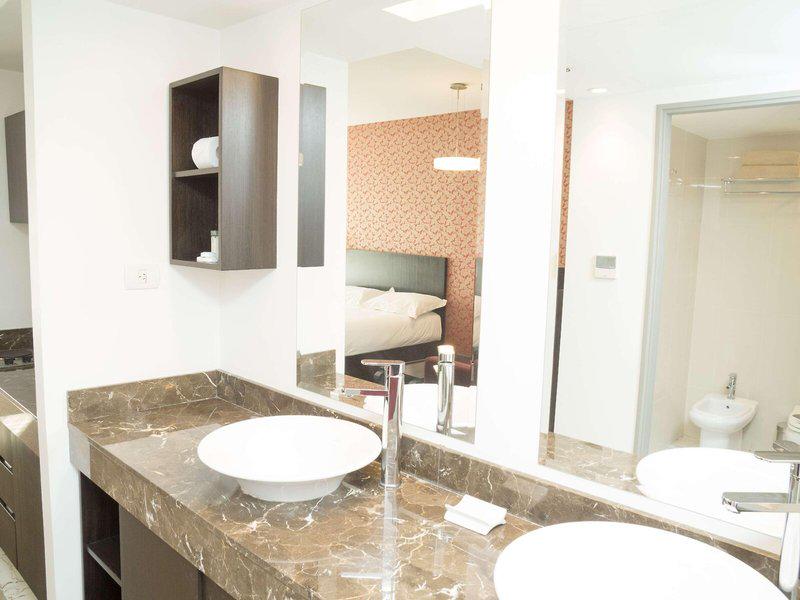 D30AB643798B5FA20D78ADF260DE0BB8