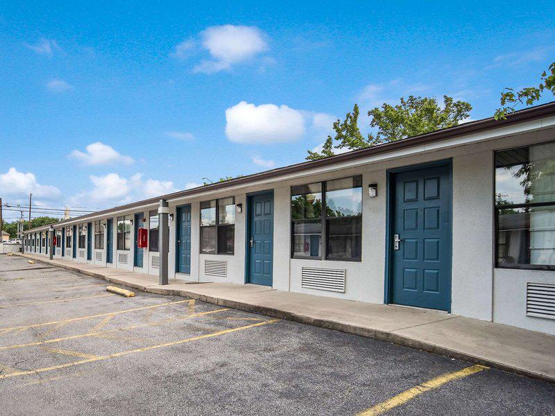 58B458AEE862C22AA9D196DC93BC4175