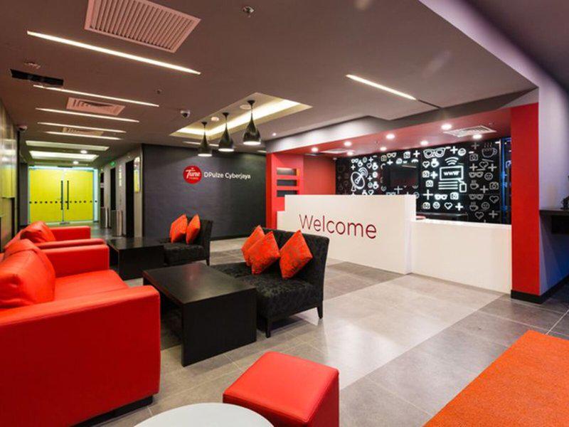 DEFA16FB9CC406885AE284B1E0C51D0E