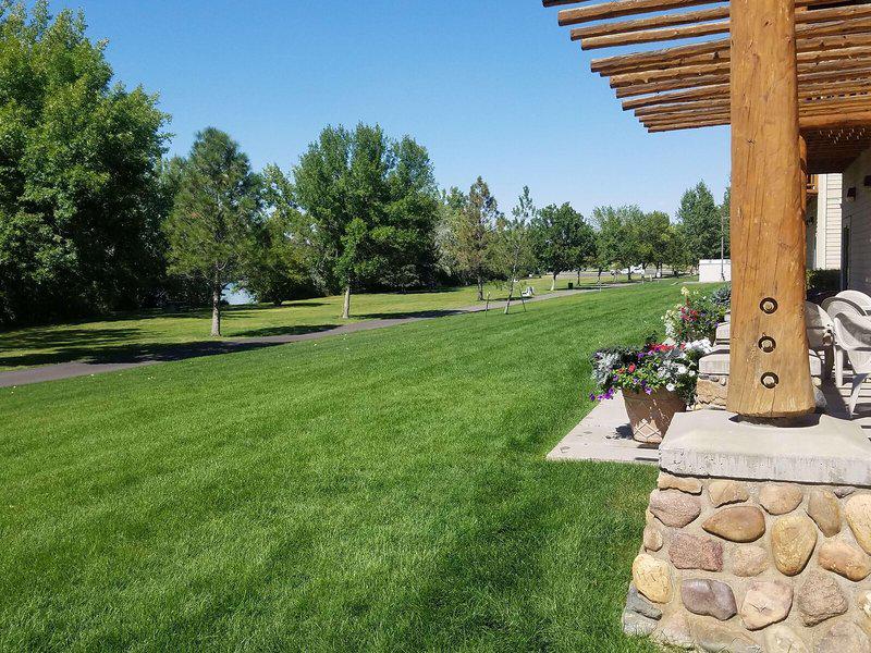 B3C8054A646C08B52A26AFE2E0944C30