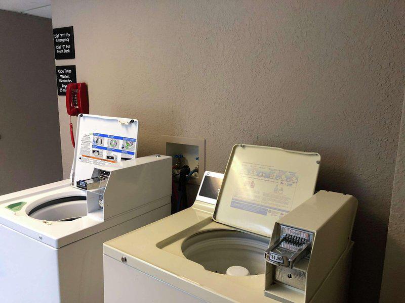 51C4D47C4C13287364AF8E55E06DB36F