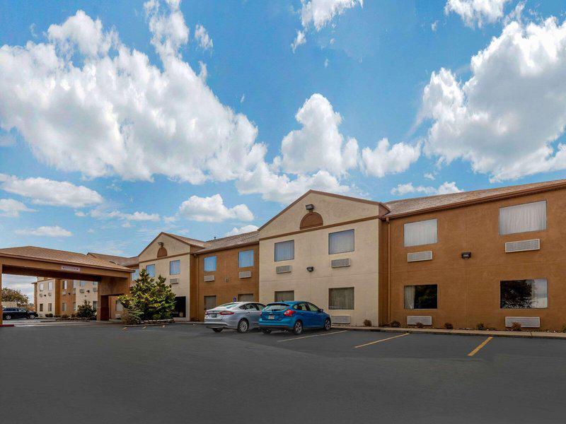 49CCB11FB18483DF508059D4FD9BE08D