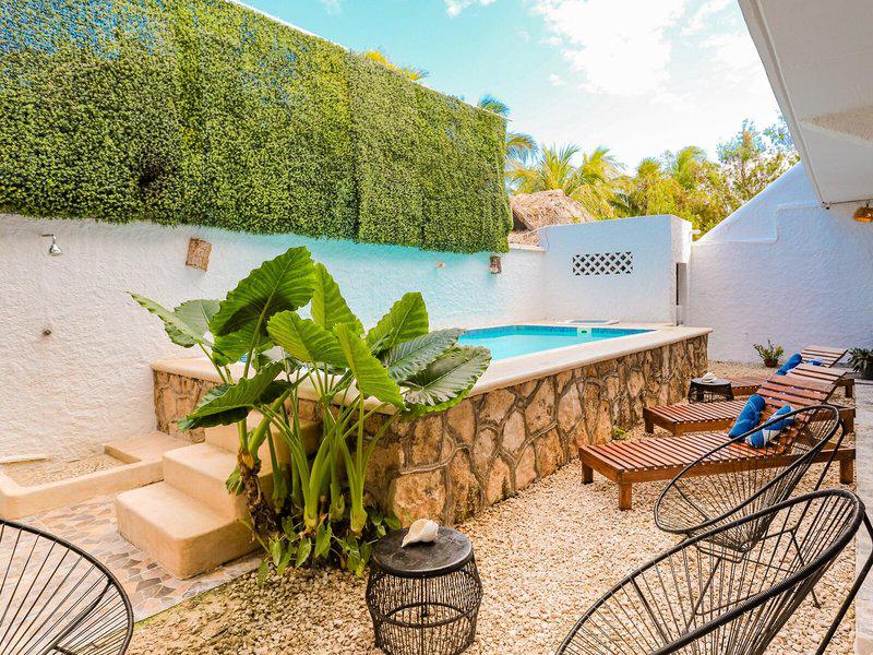 8955781DC8233B9CE75991D5F0223D8D